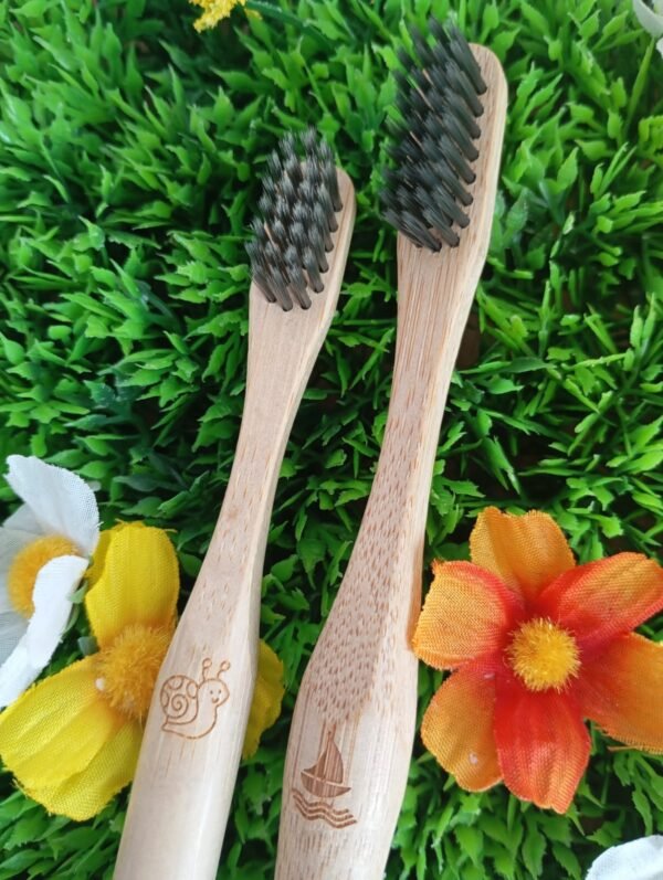 3. Brosse à dents en bambou, adulte ou enfant – Image 3