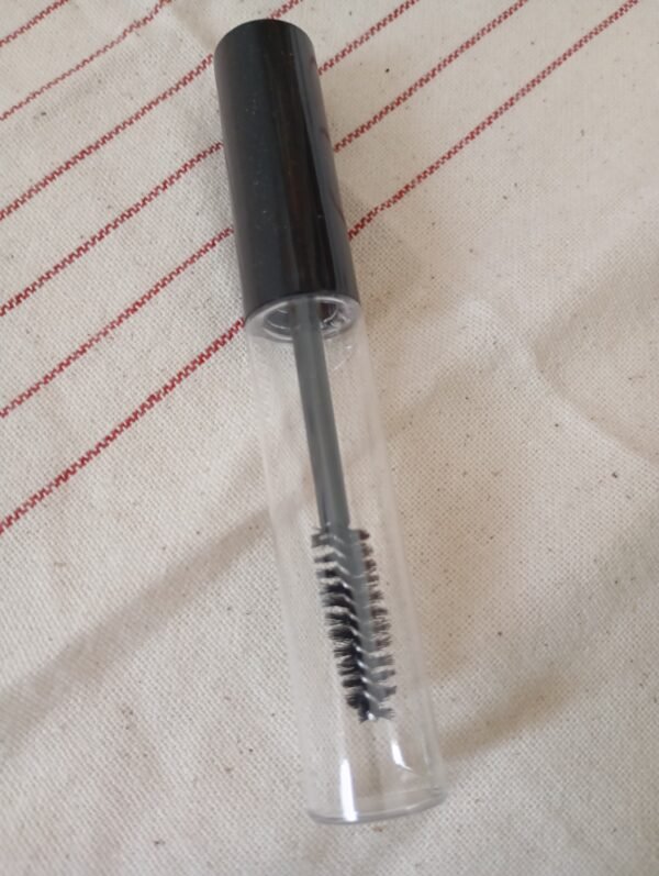 tube mascara